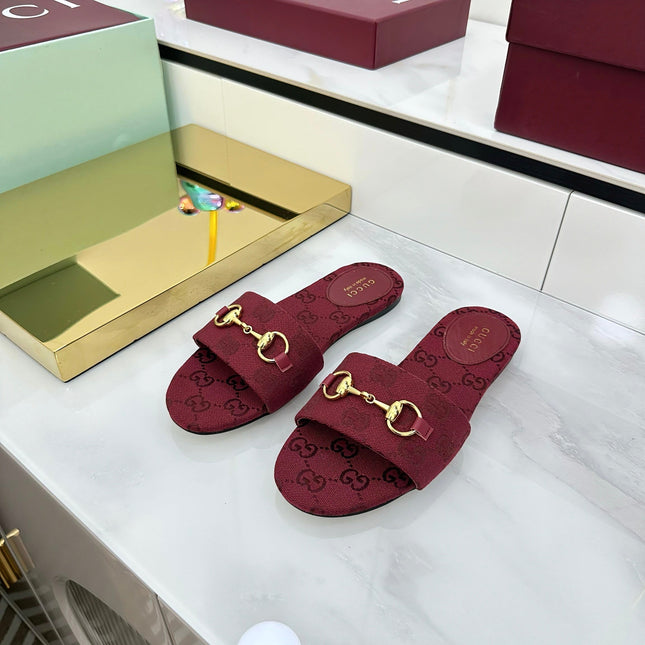 GG SLIDES IN RED WITH GOLD HARDWARE