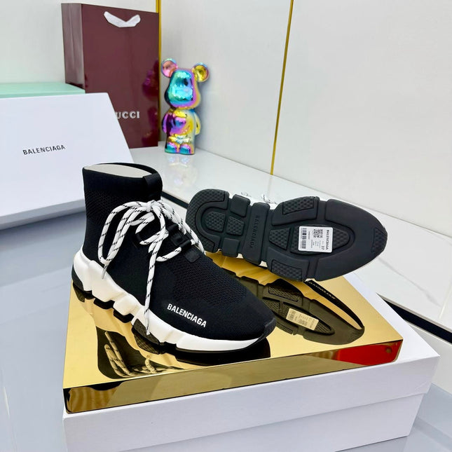 BALENCIAGA 25S SPEED 2.0 LACE-UP SNEAKERS IN BLACK KNITTED STYLE 2