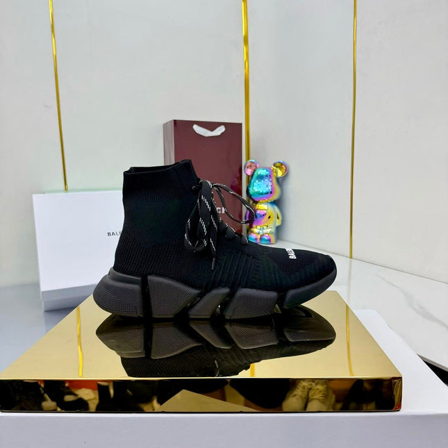 BALENCIAGA 25S SPEED 2.0 LACE-UP SNEAKERS IN BLACK KNITTED STYLE 1