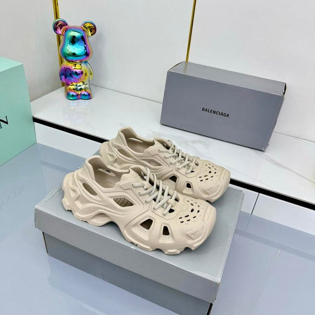 BALENCIAGA 25S SPIDER-MAN SNEAKERS IN LIGHT BEIGE SYNTHETIC RUBBER