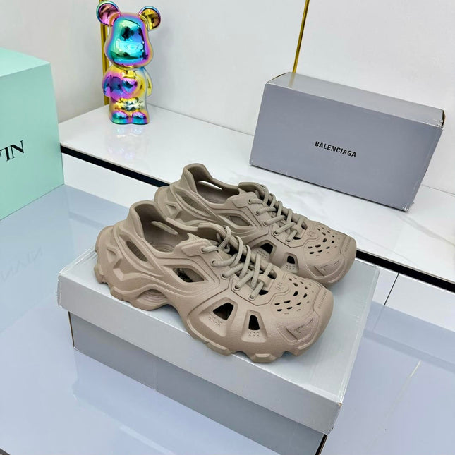 BALENCIAGA 25S SPIDER-MAN SNEAKERS IN TAUPE BROWN SYNTHETIC RUBBER