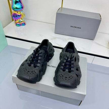 BALENCIAGA 25S SPIDER-MAN SNEAKERS IN BLACK SYNTHETIC RUBBER