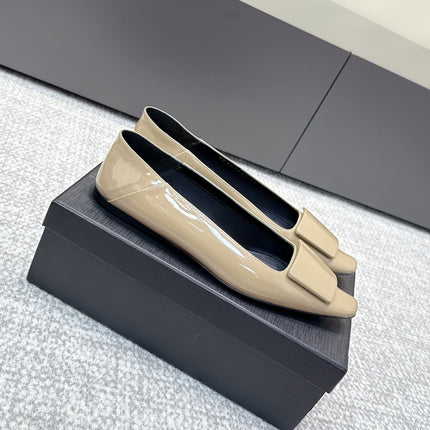 YSL 25S FLAT SHOES IN DARK BEIGE LAMBSKIN