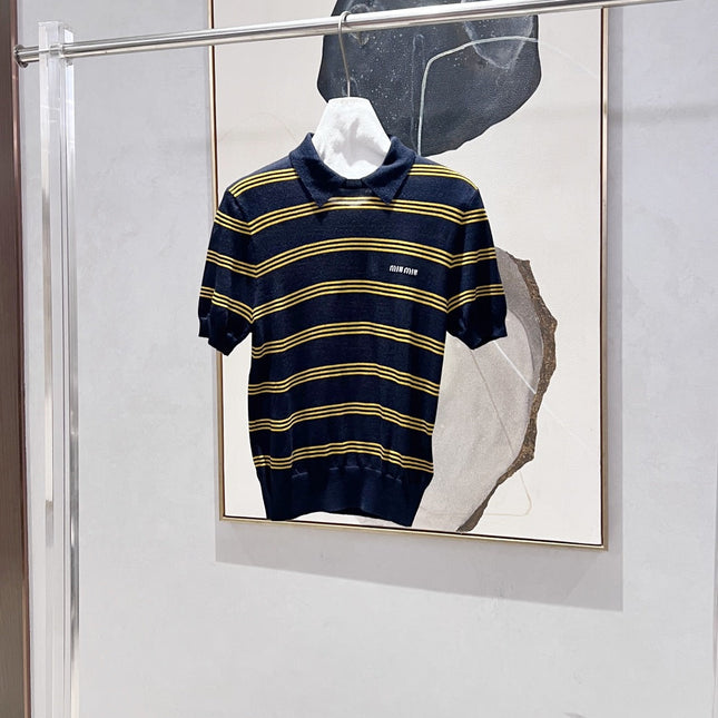 MIUMIU SHORT-SLEEVED KNITTED SWEATER STYLE 108