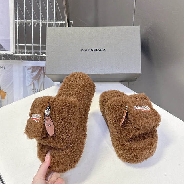 BALENCIAGA 25S SLIPPERS IN BROWN  FAUX SHEARLING