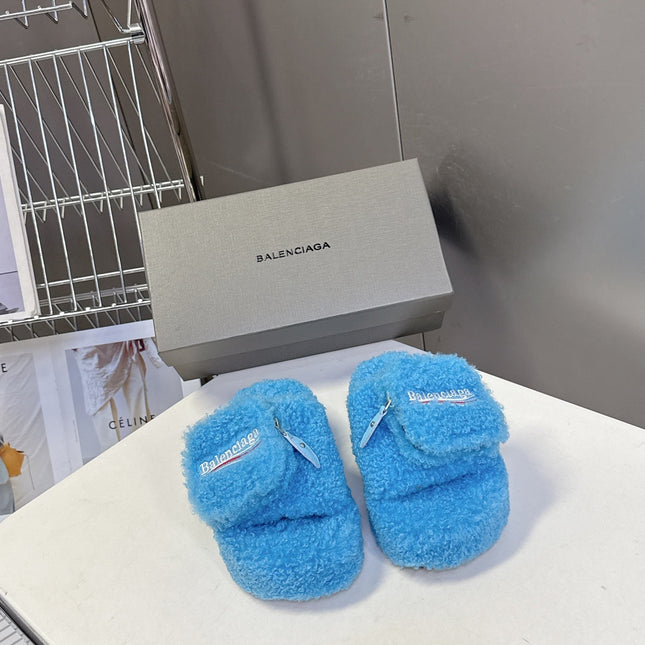 BALENCIAGA 25S SLIPPERS IN BLUE FAUX SHEARLING