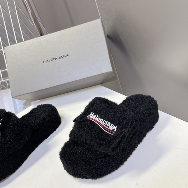 BALENCIAGA 25S SLIPPERS IN BLACK FAUX SHEARLING