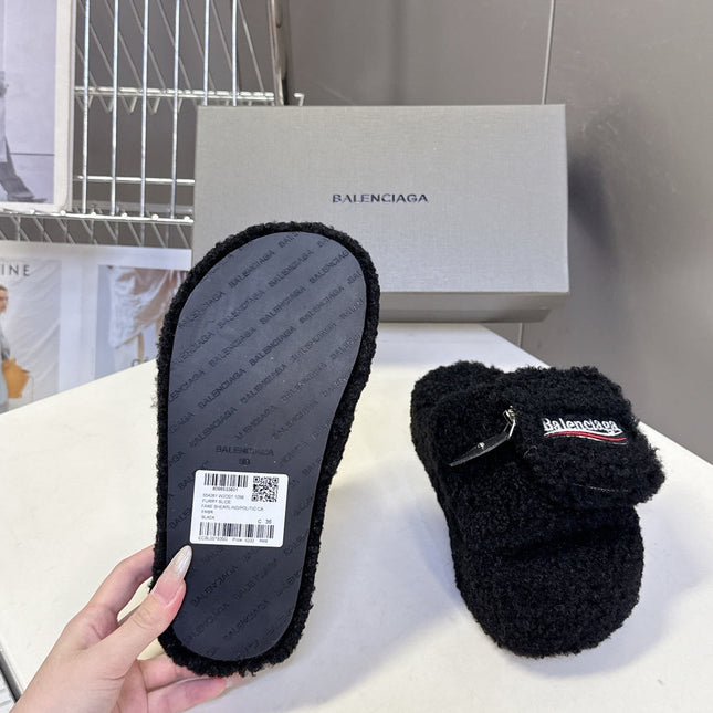 BALENCIAGA 25S SLIPPERS IN BLACK FAUX SHEARLING