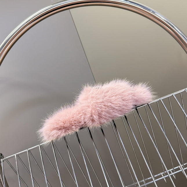 BALENCIAGA 25S SOFT FUR SLIPPERS IN LIGHT PINK FUR WITH RHINESTONE BOW