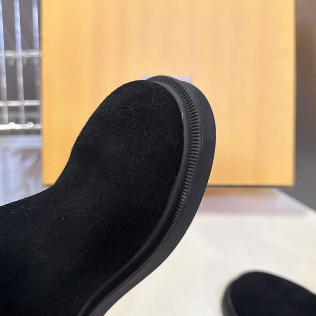 FENDI 25S BOOTS IN BLACK SUEDE