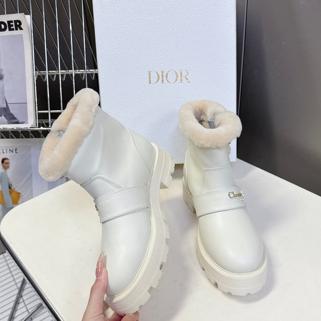 DIORALPS ANKLE BOOTS 25S IN WHITE LAMBSKIN AND BEIGE WOOL WITH GOLD HARDWARE