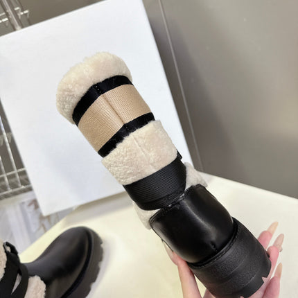 DIOR 25S D-MAJOR ANKLE BOOTS IN BLACK LAMBSKIN AND CREAM WHITE WOOL