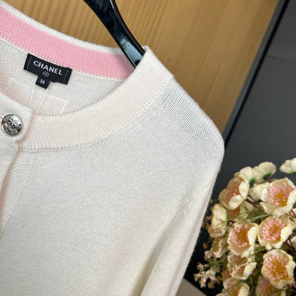 CHANEL 25S CARDIGAN STYLE 192