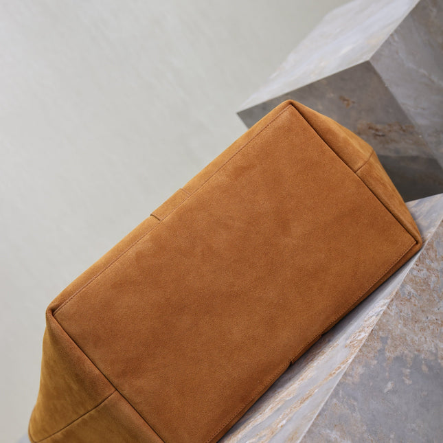 YSL 25S Y MAXI TOTE 50 IN CARAMEL SUEDE GOLD HARDWRE