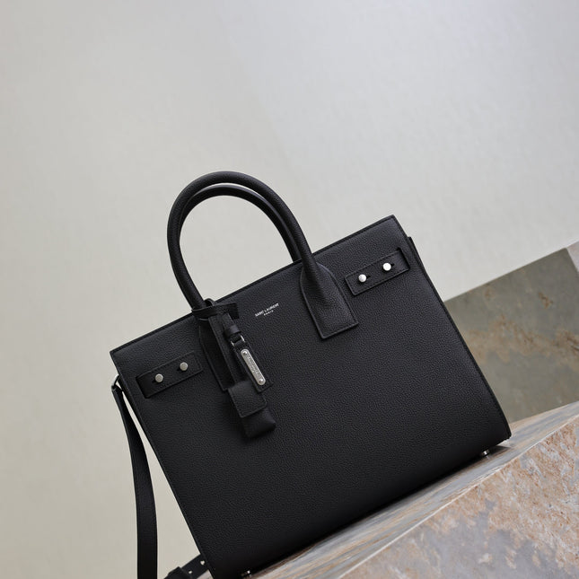 YSL 25S SAC DE JOUR GM 32 IN BLACK GRAINED CALFSKIN SILVER HARDWRE