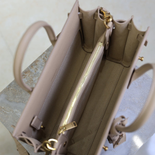 YSL 25S SAC DE JOUR MM 26 IN DARK BEIGE SUPPLE GRAINED CALFSKIN