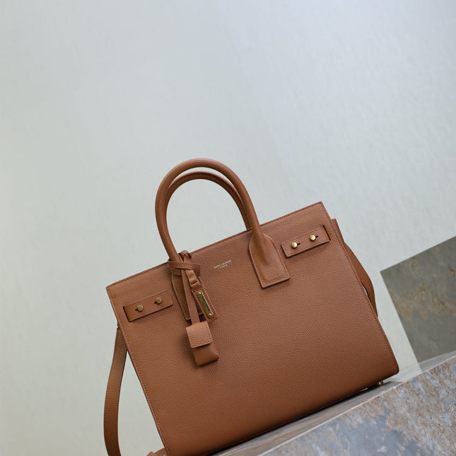YSL 25S SAC DE JOUR GM 32 IN CHESTNUT BROWN SUPPLE GRAINED CALFSKIN