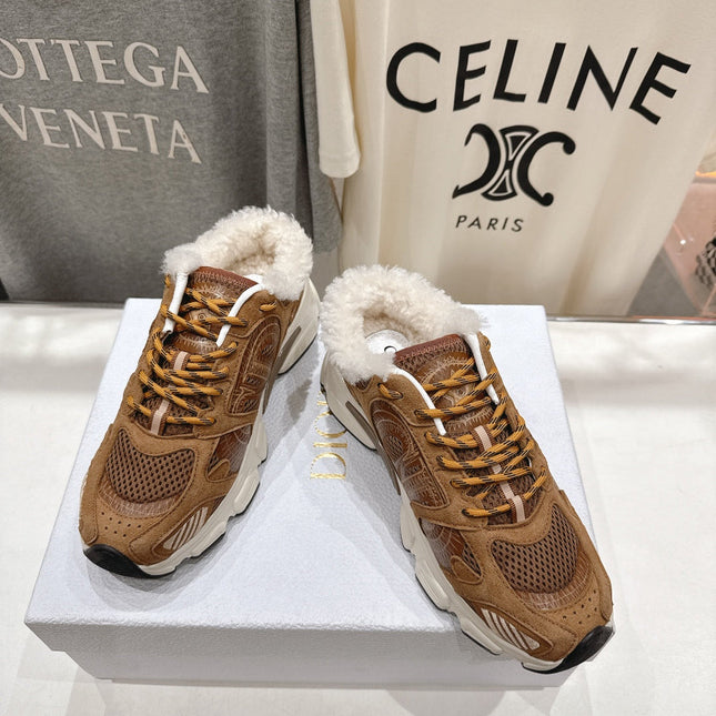 DIOR CHRONO SNEAKER 25S IN BROWN SUEDE AND MESH FABRIC