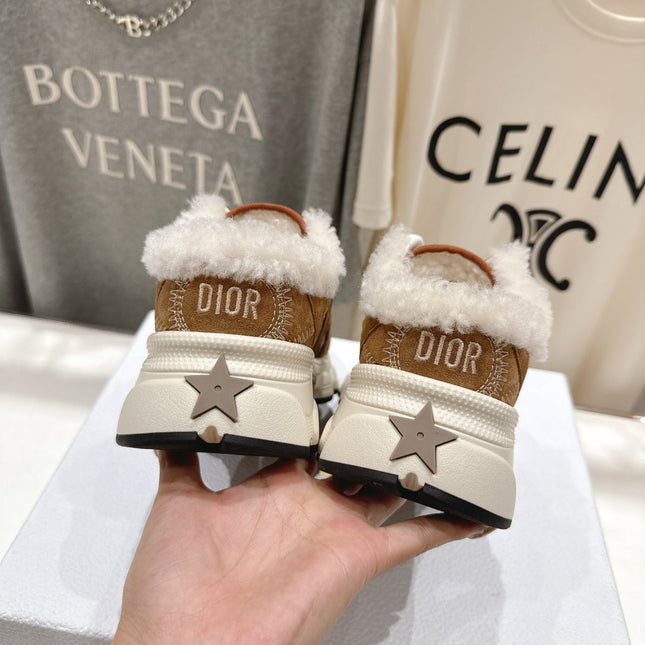 DIOR CHRONO SNEAKER 25S IN BROWN SUEDE AND MESH FABRIC