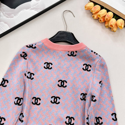 CHANEL 25S SWEATER 393