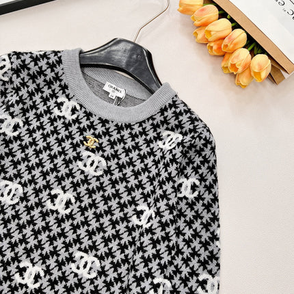 CHANEL 25S SWEATER 394
