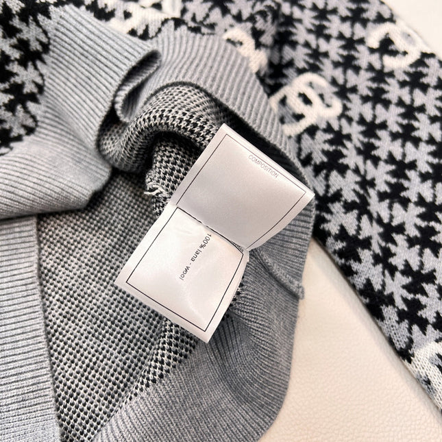 CHANEL 25S SWEATER 394