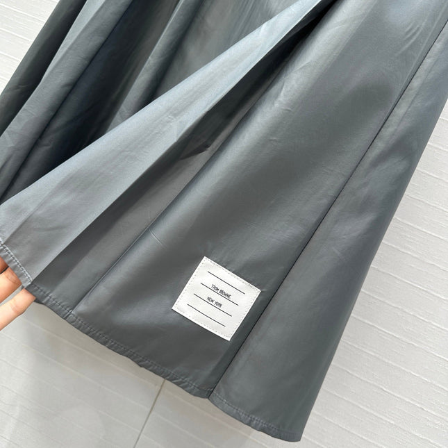 THOM BROWNE MID-LENGTH PLEATED SKIRT IN GRAY
