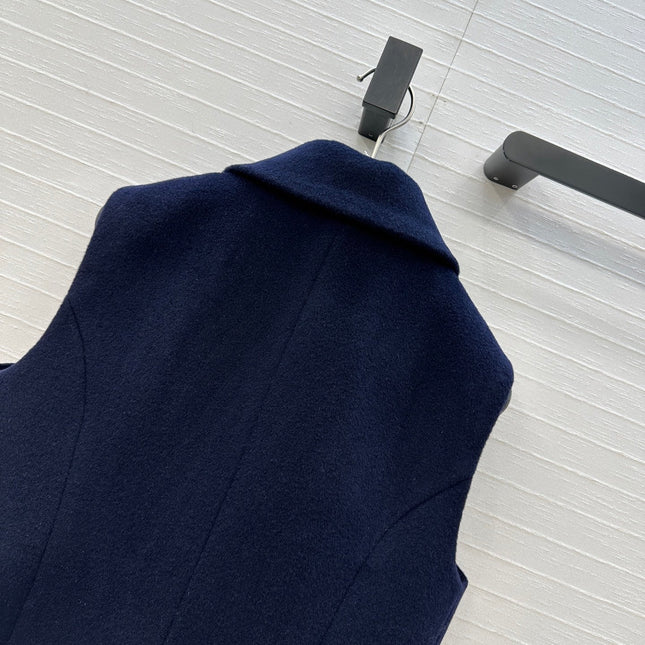 CHANEL 25S KNIT VEST WITH TWO HEART-SHAPED POCKETS 344