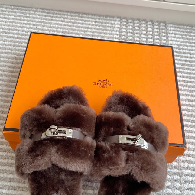 HM 25S ECLAIR SANDAL IN DARK BROWN SHEARLING WITH SILVER HARDWARE