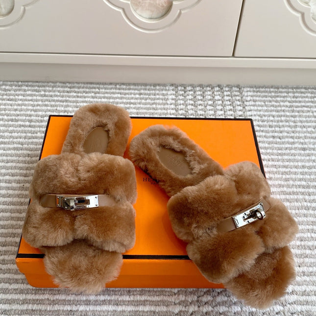 HM 25S ECLAIR SANDAL IN BROWN SHEARLING WITH SILVER HARDWARE