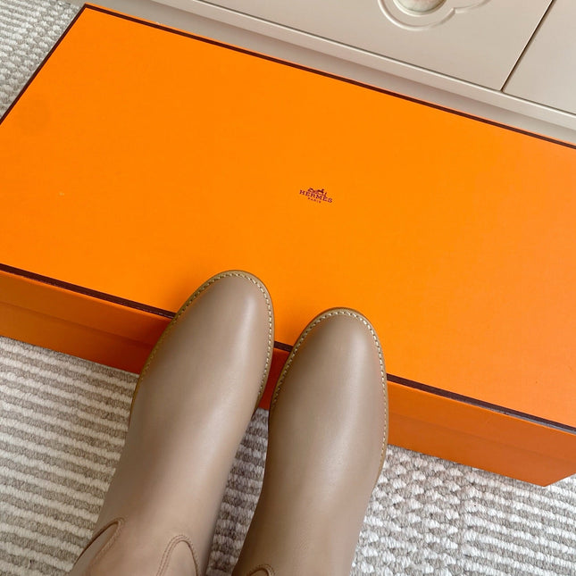 HM 25S JUMPING BOOTS IN LIGHT CARAMEL BROWN LAMBSKIN WITH SILVER HARDWARE