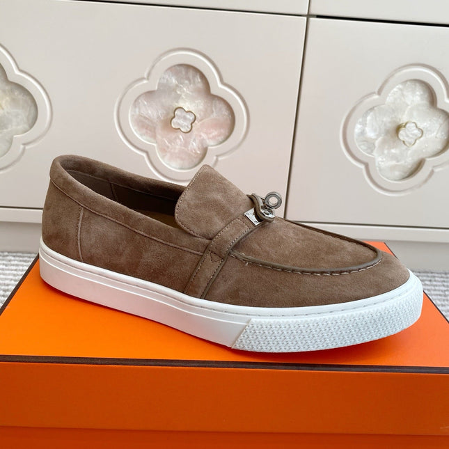 HM 25S SLIP-ON IN BROWN SUEDE WITH SILVER HARDWARE