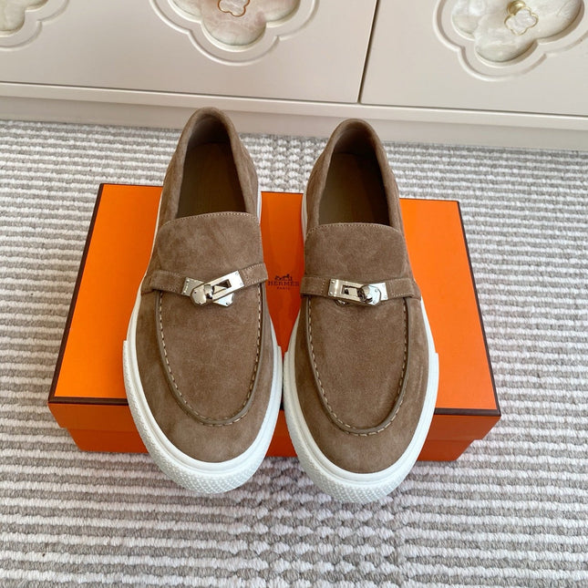 HM 25S SLIP-ON IN BROWN SUEDE WITH SILVER HARDWARE