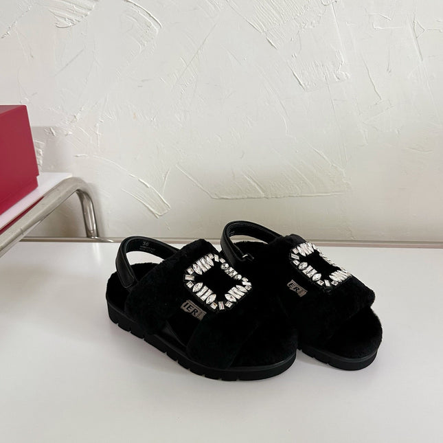 SLIDY VIV' WINTER FUR STRASS BUCKLE SANDALS IN BLACK SHEARLING