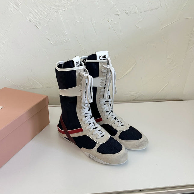 LACE-UP KNEE BOOTS IN BEIGE SUEDE AND NAVY MESH