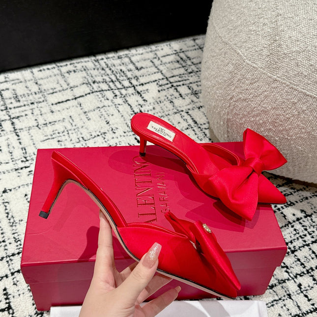 HIGH MULE IN CHERRY RED SILK