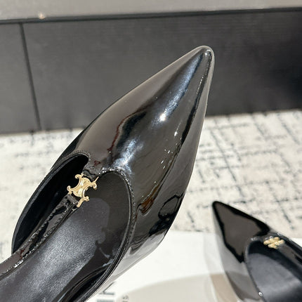 KITTEN T-BAR STRAP PUMP 5 CM IN BLACK PATENT CALFSKIN