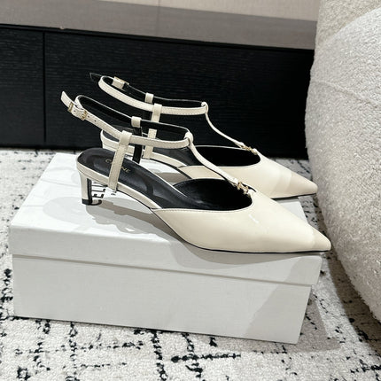 KITTEN T-BAR STRAP PUMP 5 CM IN WHITE PATENT CALFSKIN