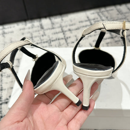 KITTEN T-BAR STRAP PUMP 5 CM IN WHITE PATENT CALFSKIN