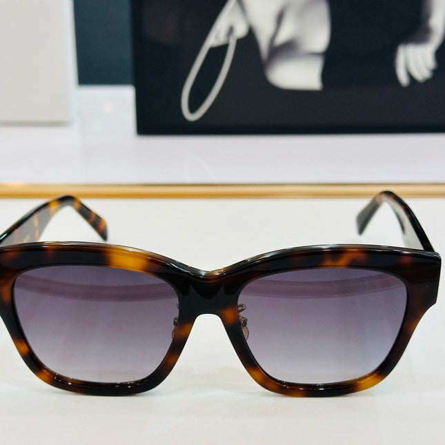 TRIOMPHE SUNGLASS CL40253F IN ACETATE