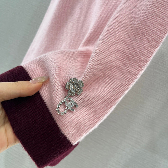 CHANEL FLAT-NECK KNIT CAMISOLE AND STRAIGHT KNIT SKIRT SET 263412