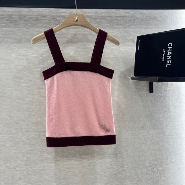 CHANEL FLAT-NECK KNIT CAMISOLE AND STRAIGHT KNIT SKIRT SET 263412