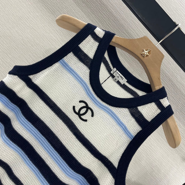 CHANEL STRIPED SLEEVELESS KNIT TOP 263401