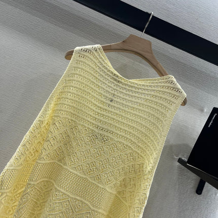 CHANEL LIGHT YELLOW SLEEVELESS KNIT TOP