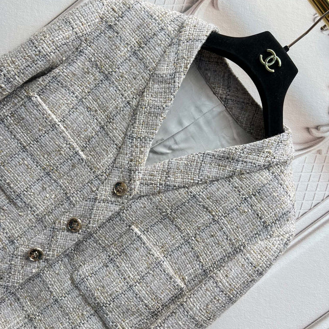 CHANEL 25S TWEED JACKET 420