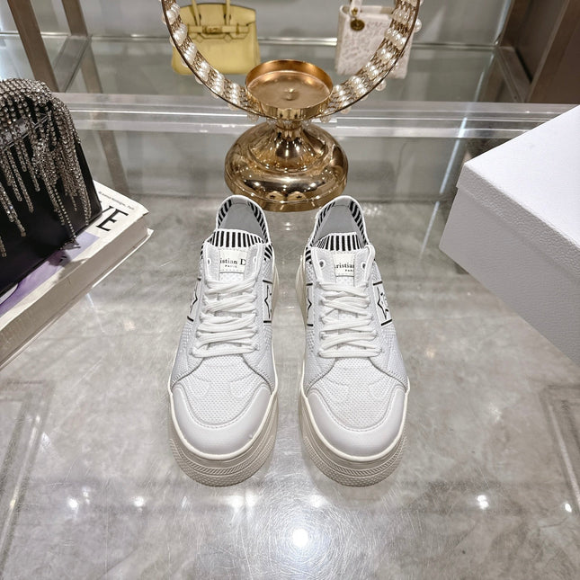 CD STAR SNEAKER 4CM IN WHITE MESH FABRIC BLACK STRIPE COLLAR DETAIL