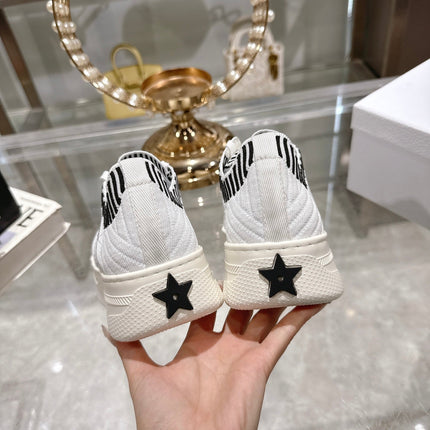 CD STAR SNEAKER 4CM IN WHITE MESH FABRIC BLACK STRIPE COLLAR DETAIL