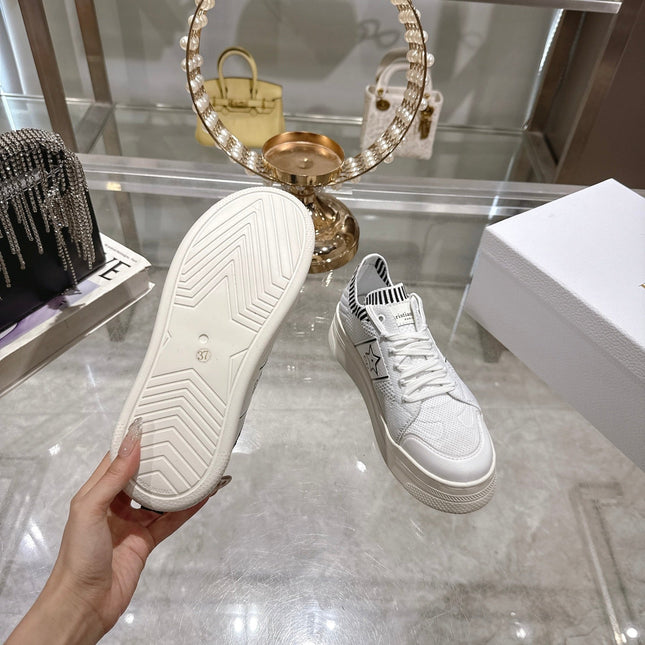 CD STAR SNEAKER 4CM IN WHITE MESH FABRIC BLACK STRIPE COLLAR DETAIL