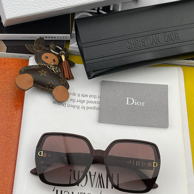 MONTAIGNE SUNGLASS CD4291 IN ACETATE