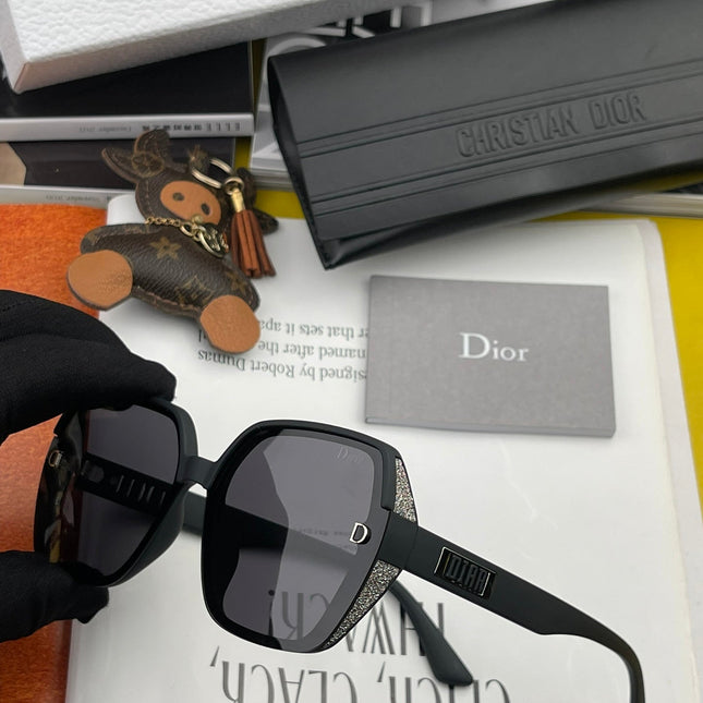 MONTAIGNE SUNGLASS CD4291 IN ACETATE